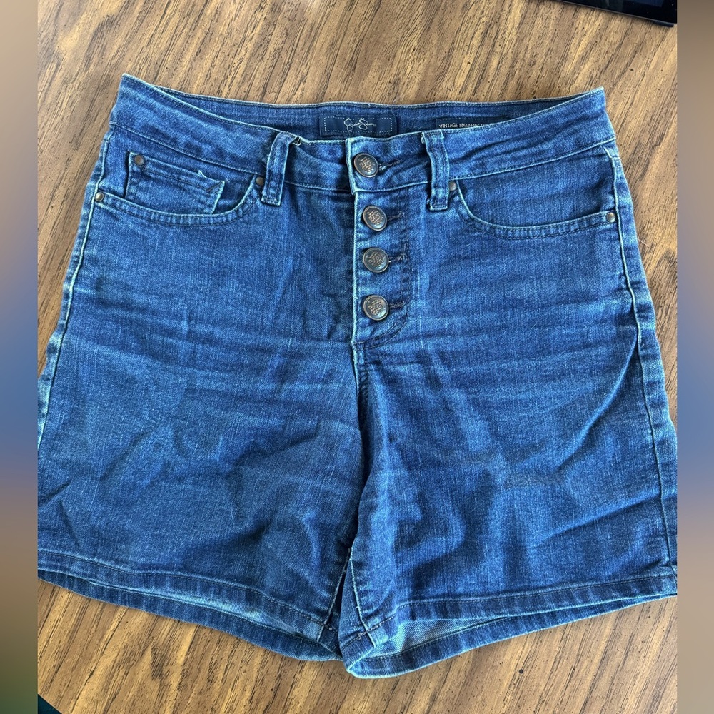 Jessica Simpson Vintage High Waisted Jean Shorts • 29